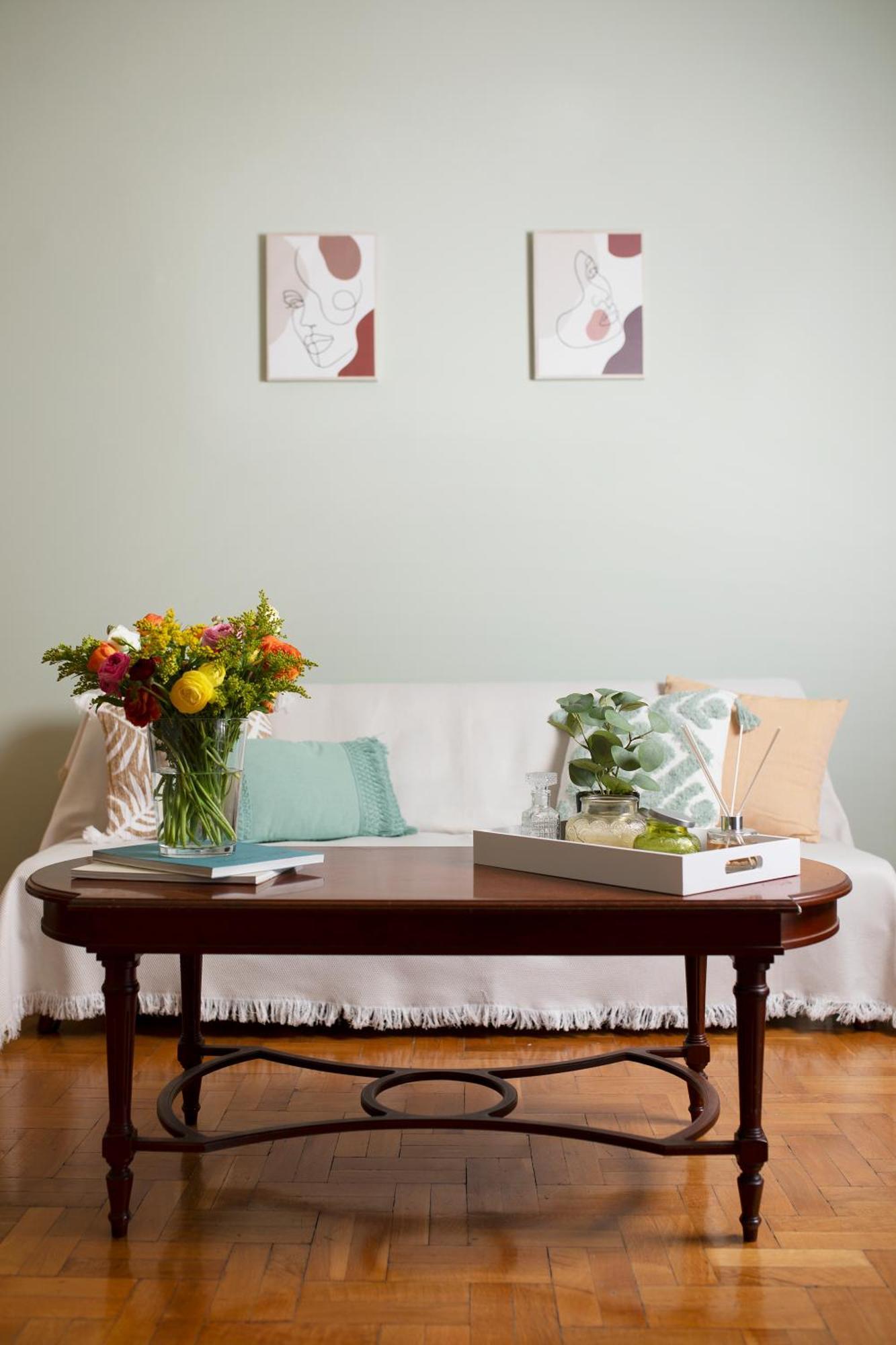 Hospes - Chic Retro Retreat In The Heart Of Athene