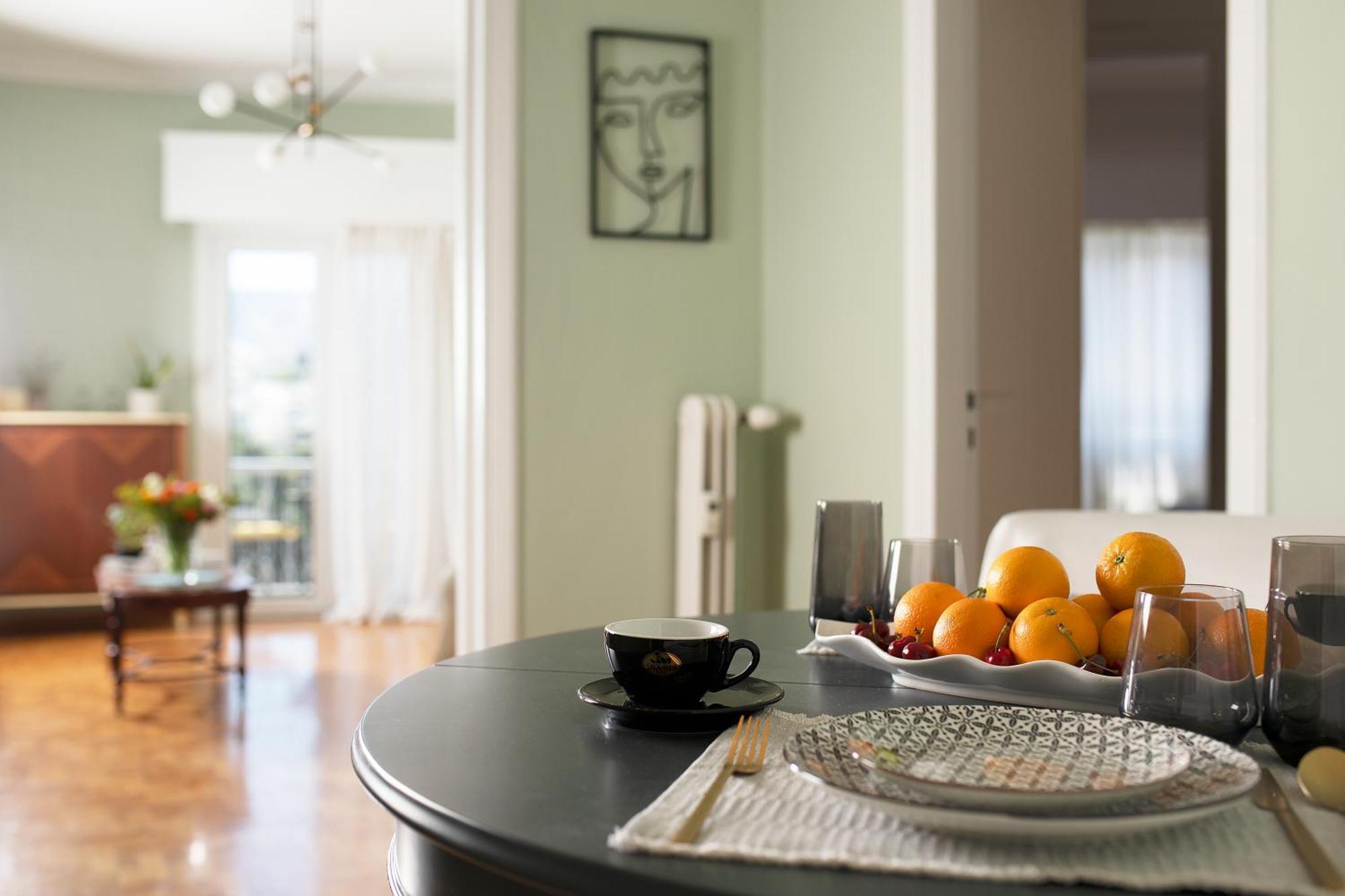 Hospes - Chic Retro Retreat In The Heart Of Appartement